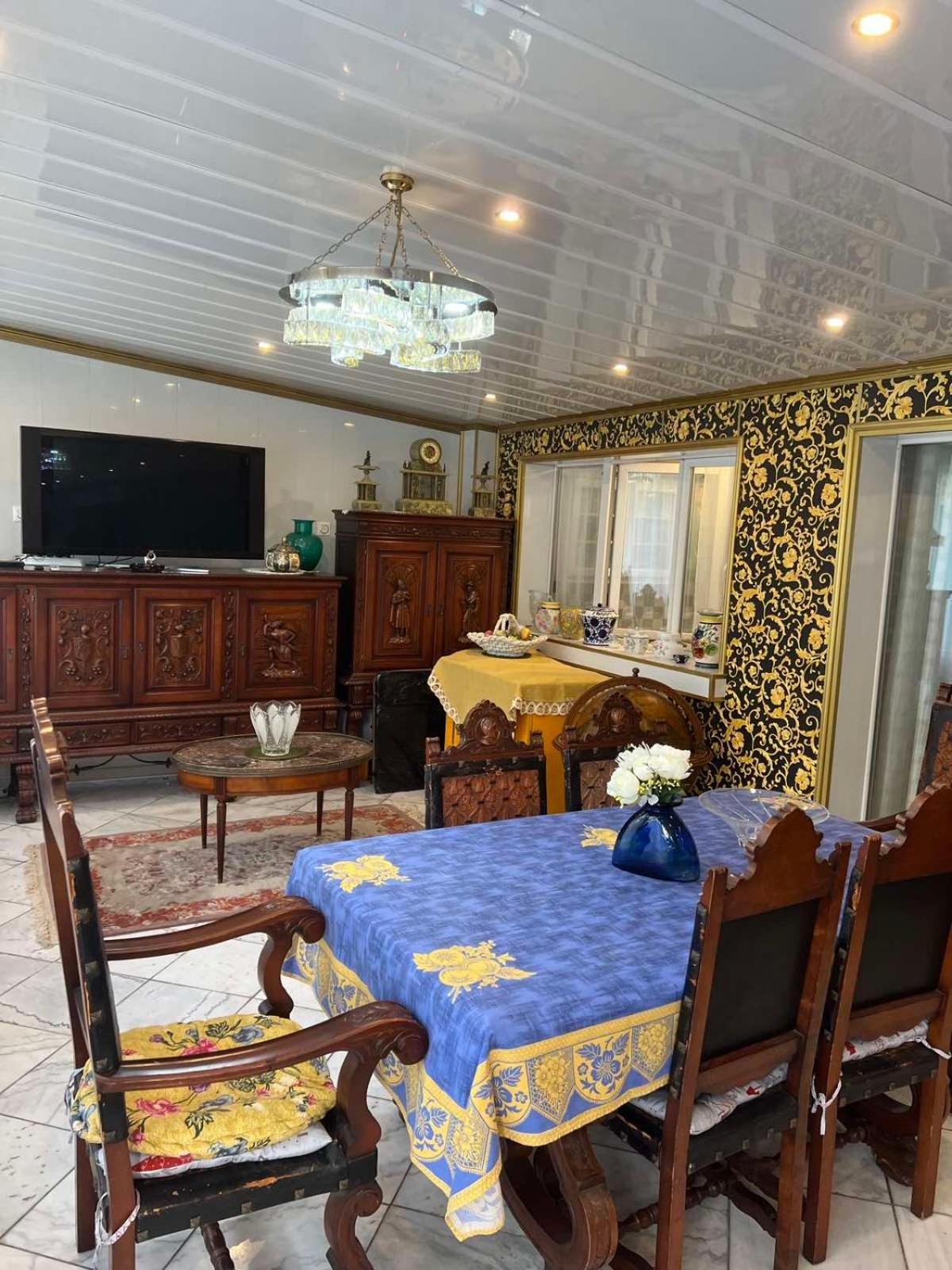 Villa Baroque بيارفيت-سور-سين الغرفة الصورة